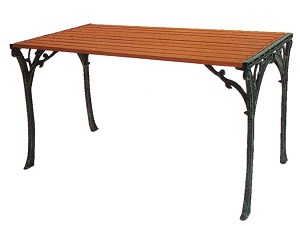 Обеденный стол из красного дерева
